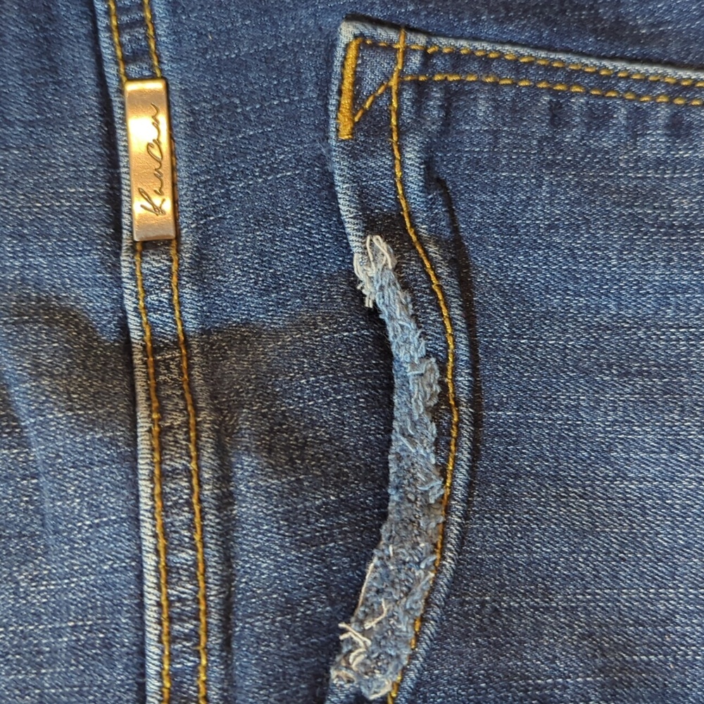 KanCan Estilo Jeans Women Size 15 / 31 Blue Distressed - Picture 3 of 14